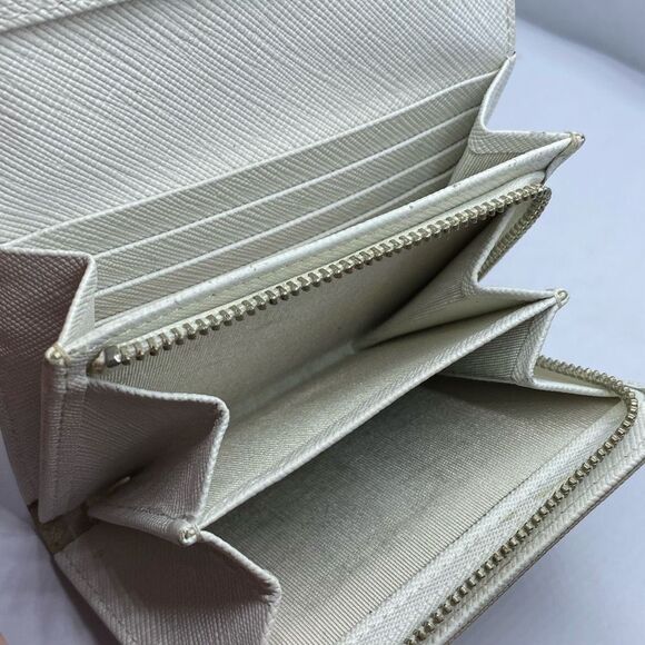 Authentic Agnes B. Beige / Light Tan Saffiano Leather Wallet - Picture 6 of 9